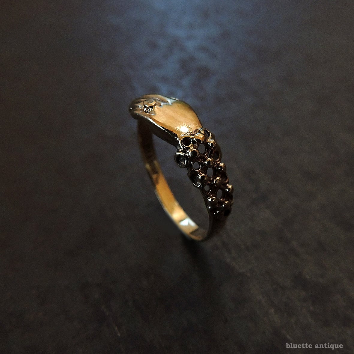 英国ヴィンテージジュエリー 9ctゴールド 天然ダイヤモンド ハンド