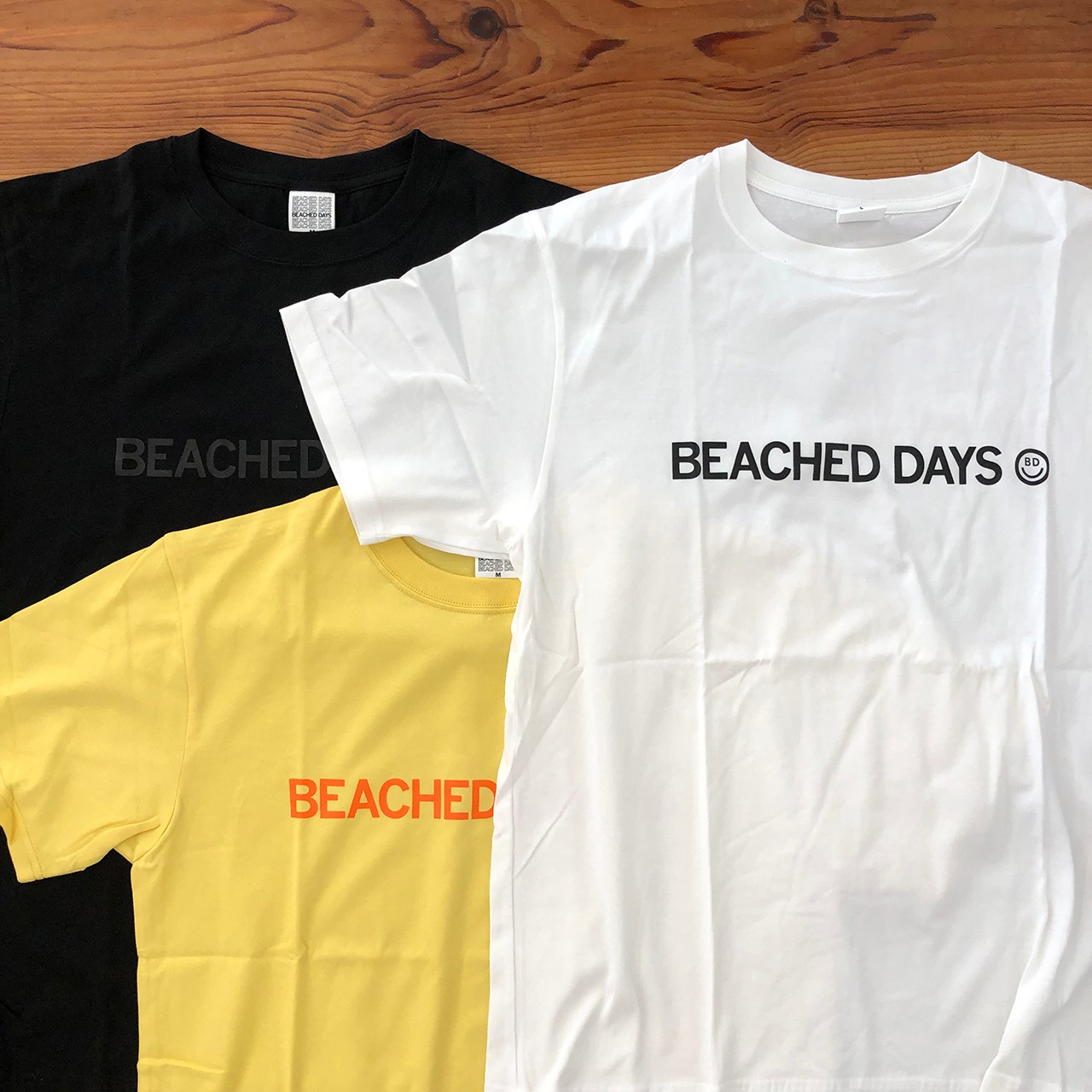 BEACHED DAYS ビーチドデイズ / TEE