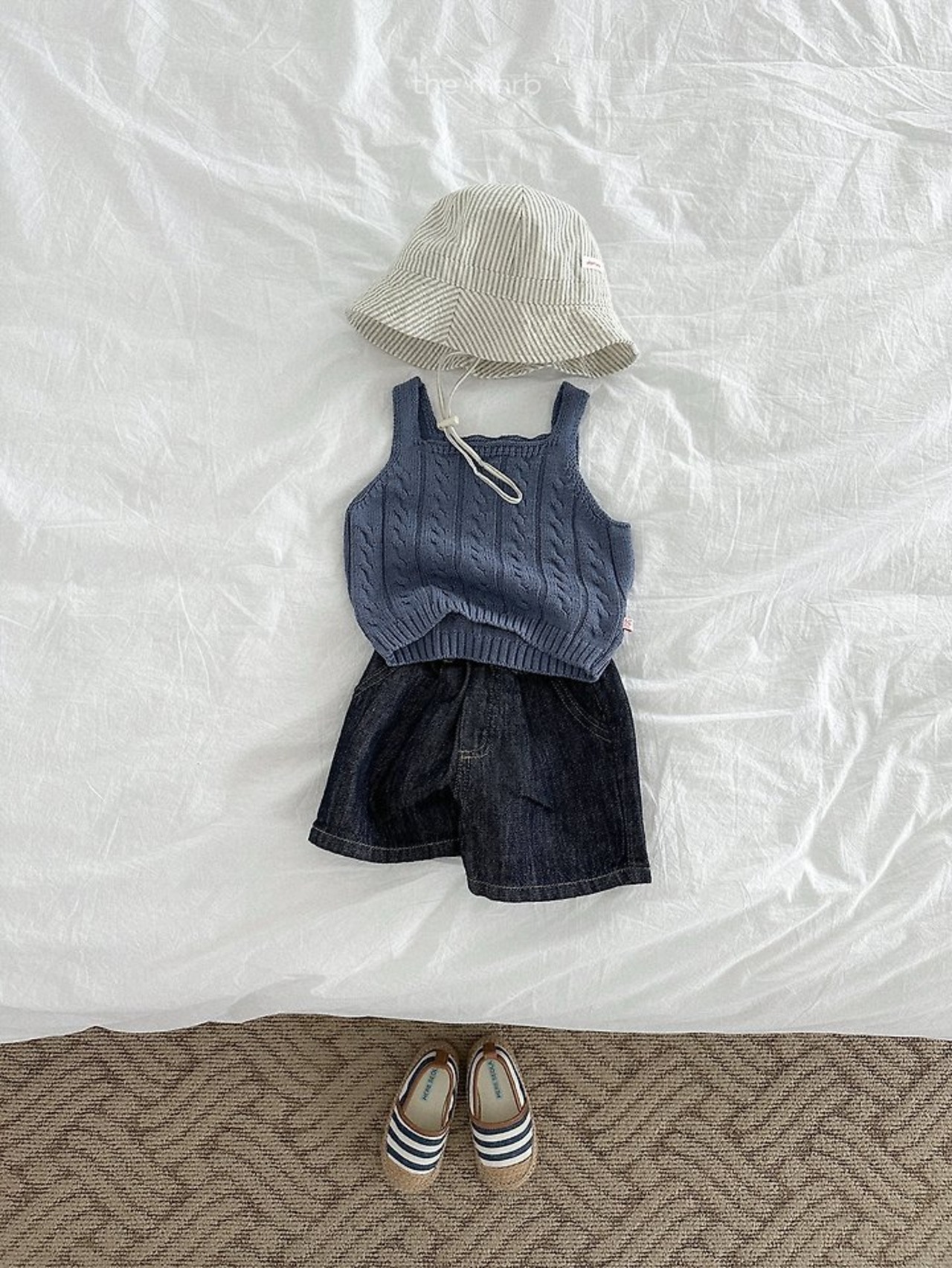 [the mnrb] Twist Vest / [미니로브] 꽈배기니트베스트