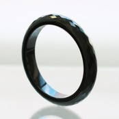 【内径 約57.5mm】 Black Facetcut 翡翠バングル A貨翡翠 jd_bg1426