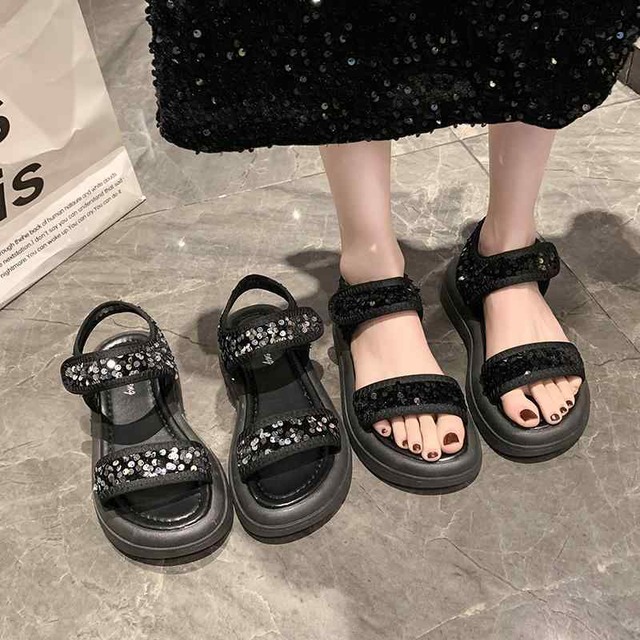 スポサン 厚底 サンダル スパンコール キラキラ スポーツサンダル レディース 大人 きれいめ 韓国風 個性的 シューズ ビーサン ストラップ 黒 銀色 シルバー グリッター コンフォート 華やか 映える オシャレ 可愛い キレイ 痛くない こなれ感