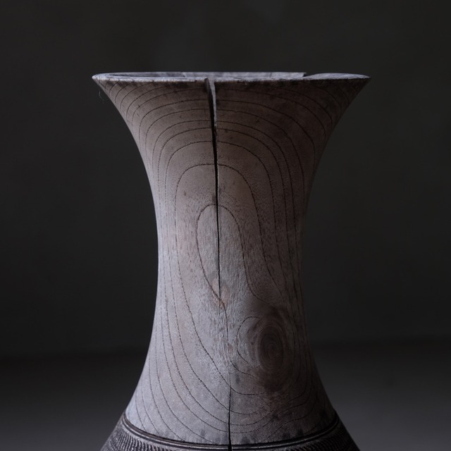 Flower vase