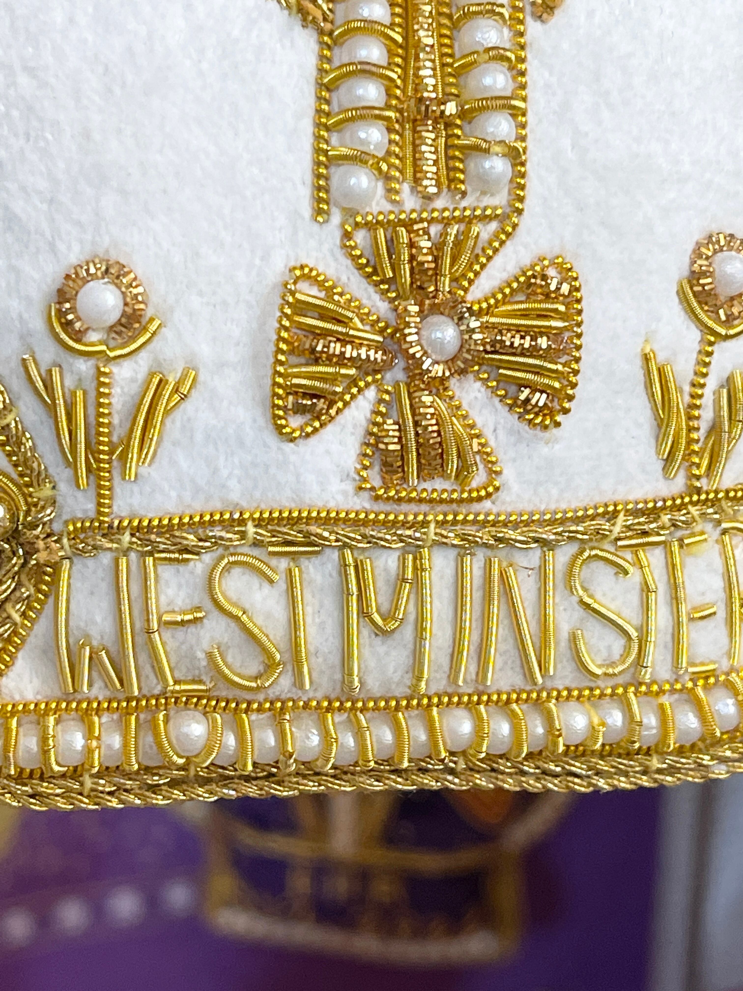 30％OFF!『Westminster Abbey』ウエストミンスター クラウンオーナメント 王冠 エリザベス女王 70th記念 オーナメント  Crown Decoration | Merry Unbirthday