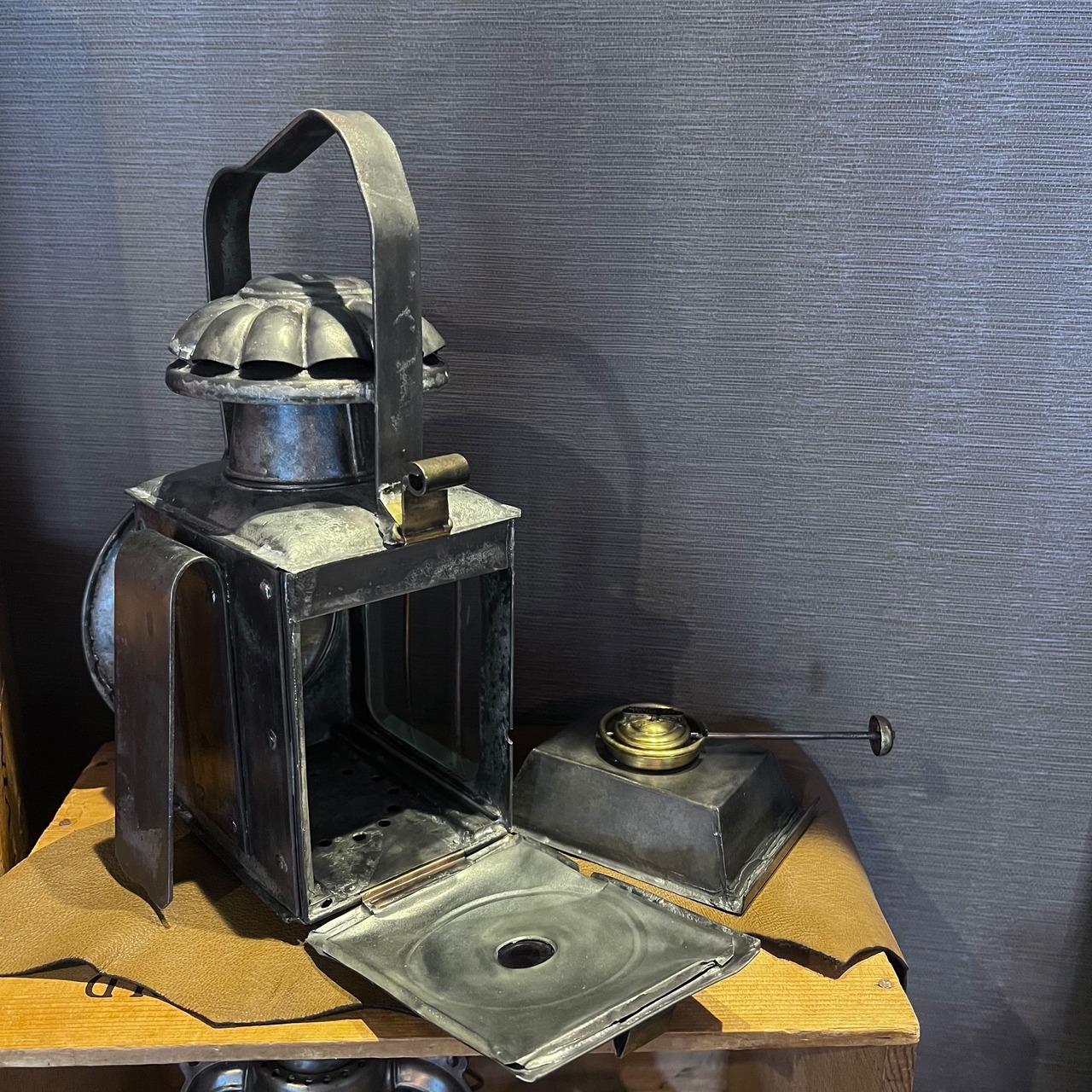 イギリス　ハンドランタン