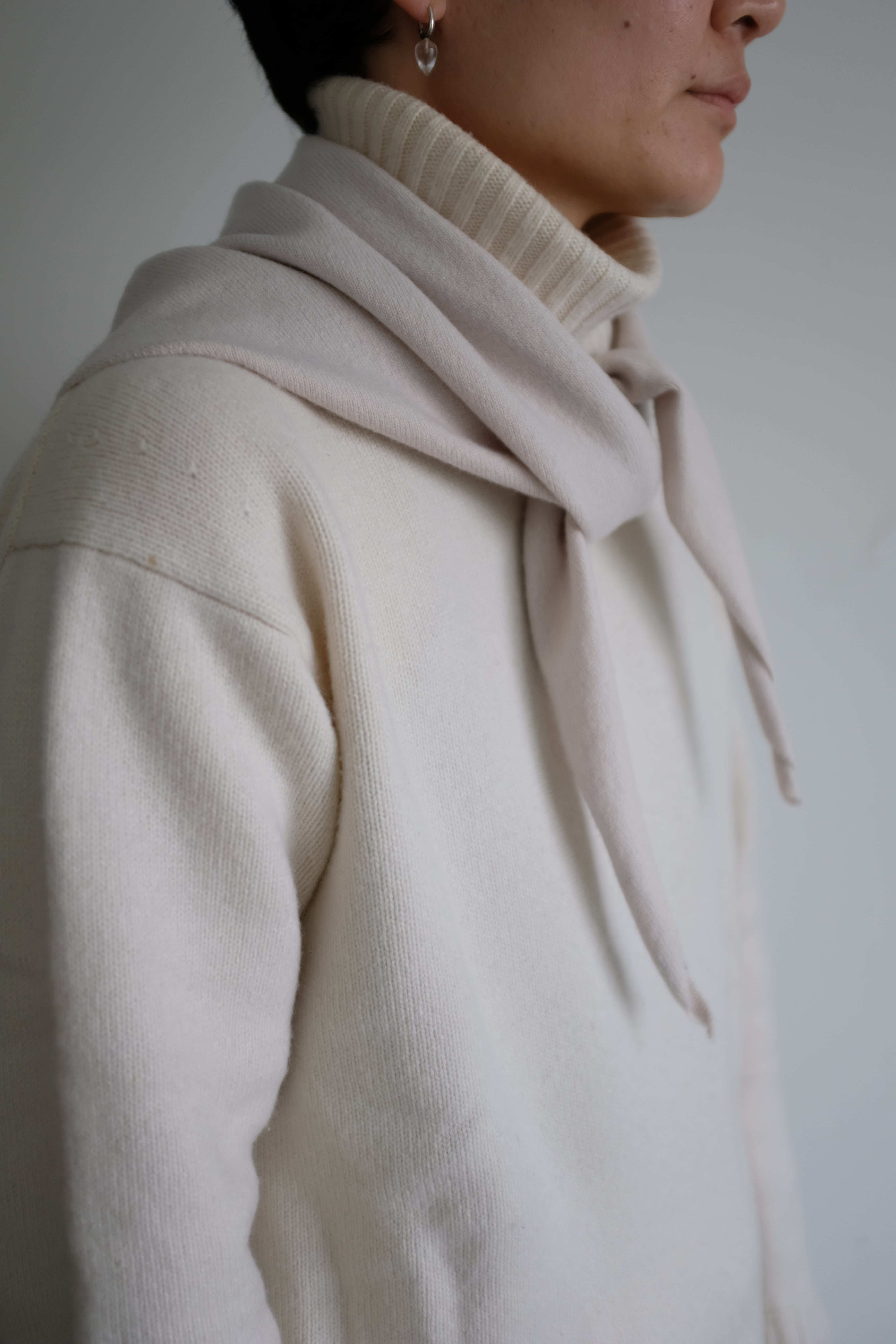 エクストリームカシミア バンダナ スカーフ　白 エクストリームカシミア バンダナ スカーフ白