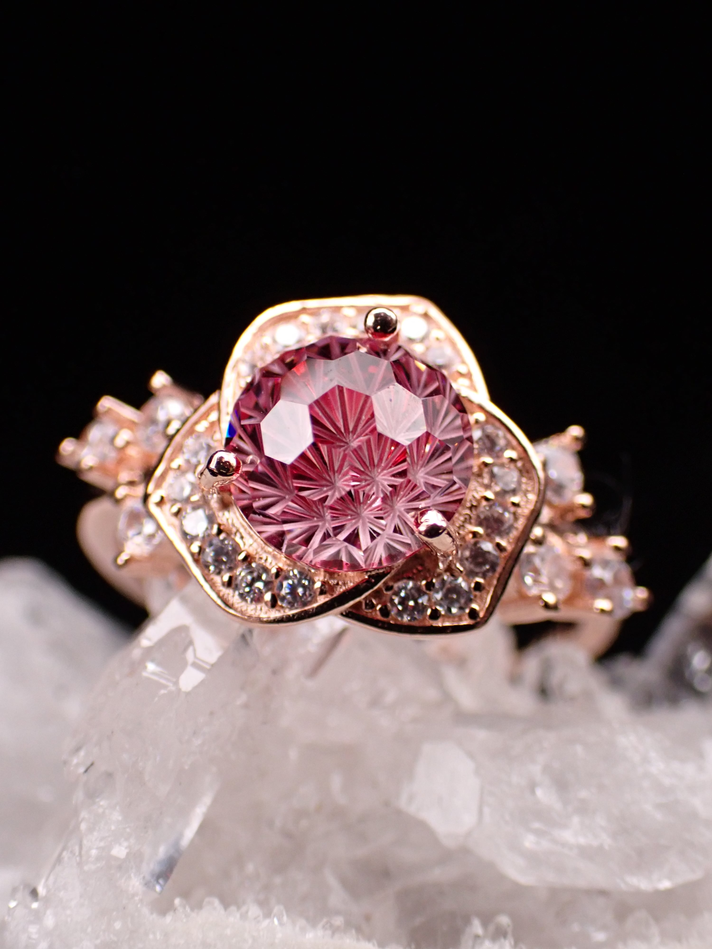 あーるめいど 花束リング ザンドライトガラス フリーサイズ TIARE ring 合成アレキサンドライト濃 フリーサイズリングSV | 小さな