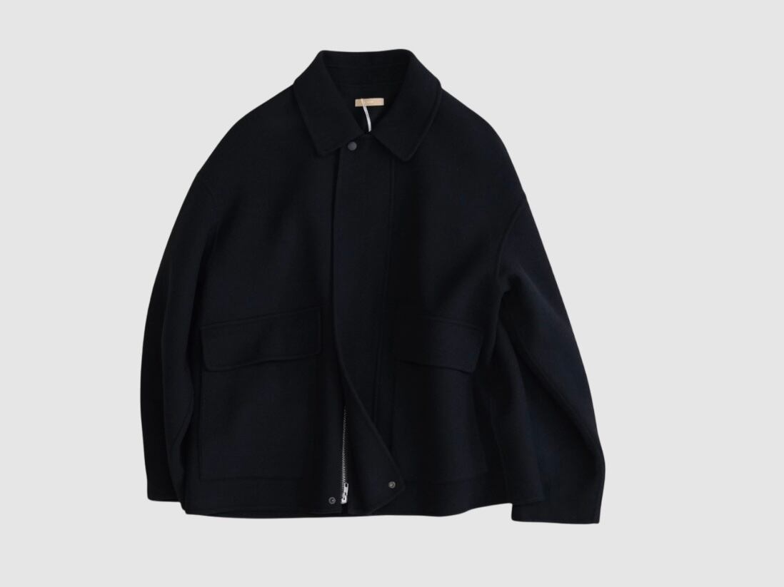 LAMOND”STAND NECK WIDE BLOUSON GREIGE” | Lapel online store
