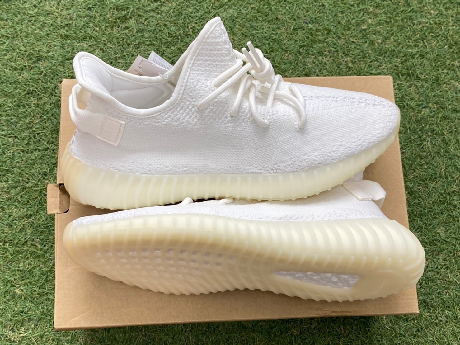 15%OFF MORE SALE adidas YEEZY BOOST 350 V2 C.WHITE CP9366 28.5cm 