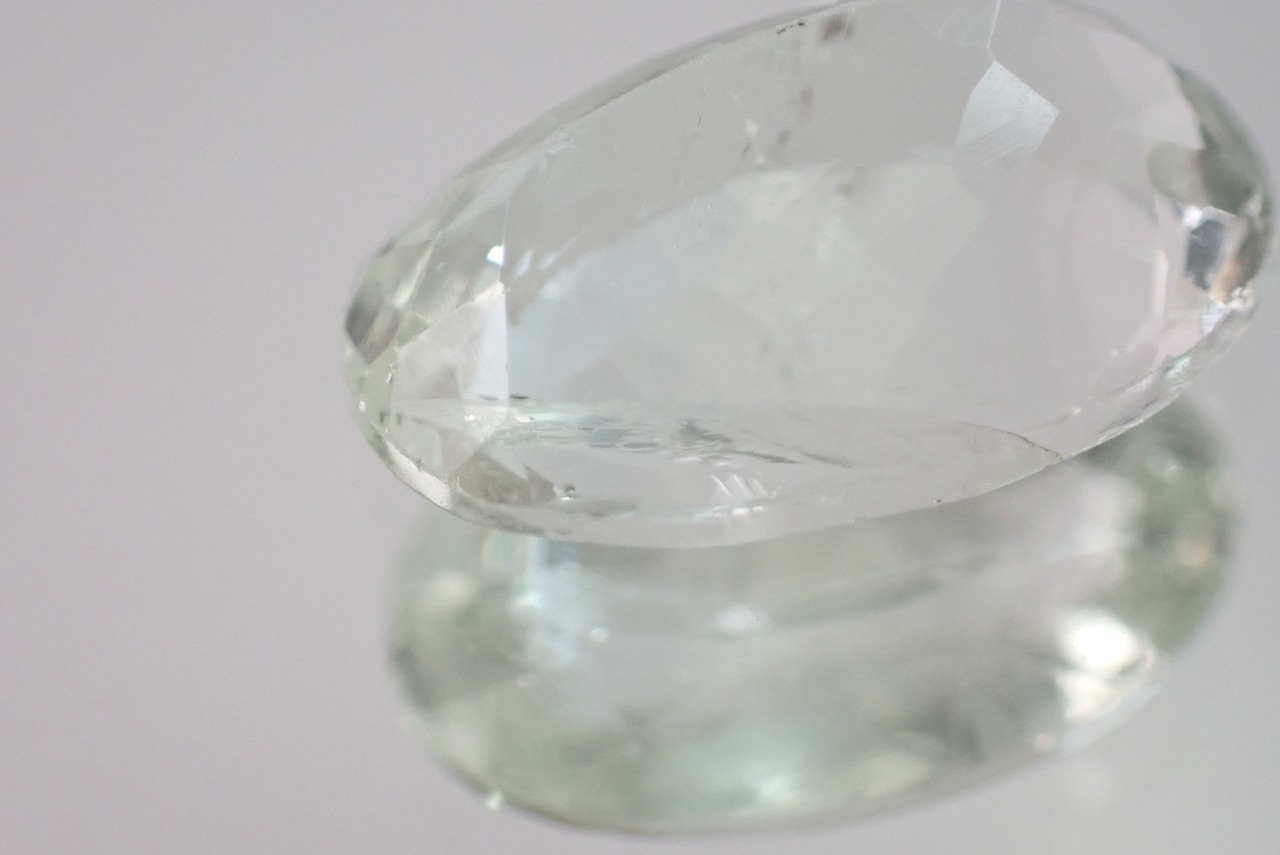 グリーンベリル　3.99ct　[C12-357]