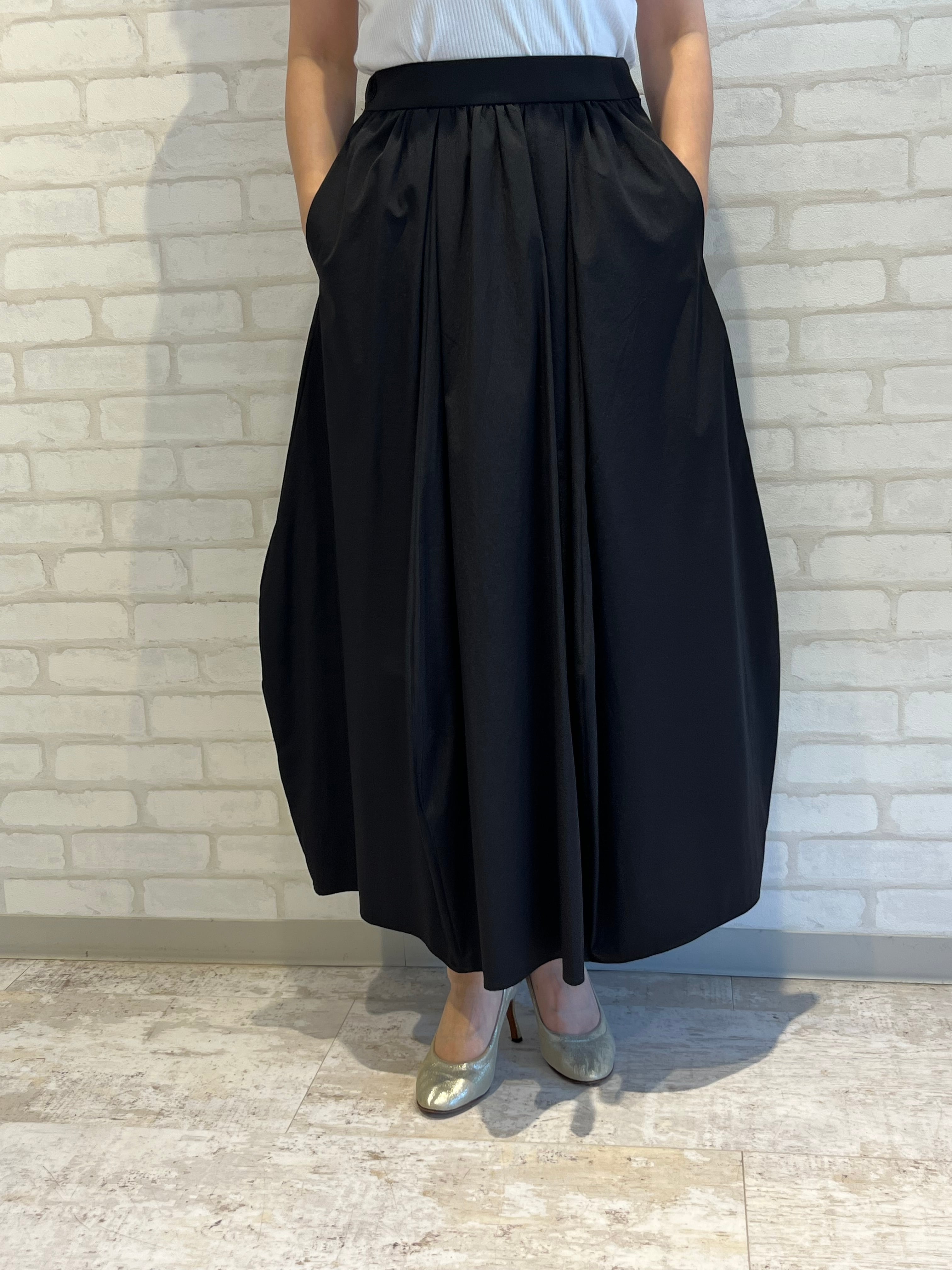 【新品未使用 タグ付き】エイココンドウ　ネイビー バルーンシルエットスカート 2025AW新作/PASSIONE/536652/コクーンシルエットスカート