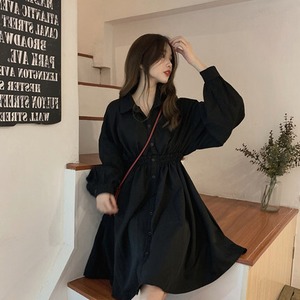 ひざ上ワンピース シャツワンピース ワンピース 膝上丈 袖あり 長袖 萌袖 パフスリーブ ドルマンスリーブ 襟あり かわいい 可愛い シンプル カジュアル おしゃれ お洒落 アジアン キュート 個性的 主役級 存在感 無地 春 秋 冬 誕生日 パーティー ガーデン 10代 20代 レディース 女性用 学生 通学 デート お出かけ 女子会 休日 イベント リゾート 旅行 着回し 重ね着 お揃い 双子 韓国 S M L XL ブラック ホワイト