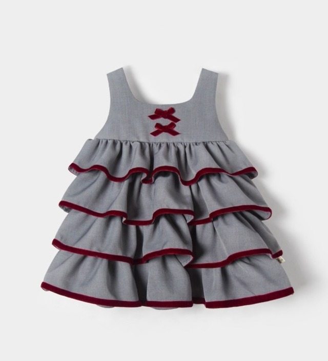 Point ribbon gray volume frill dress