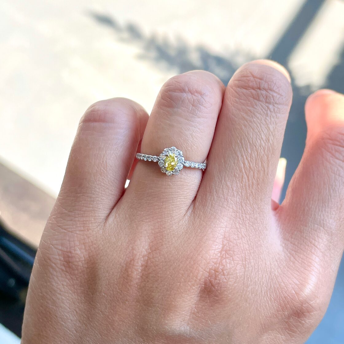 卸売価格】 Pt950 プラチナ 0.186ct Fancy Intense Yellow Diamond 
