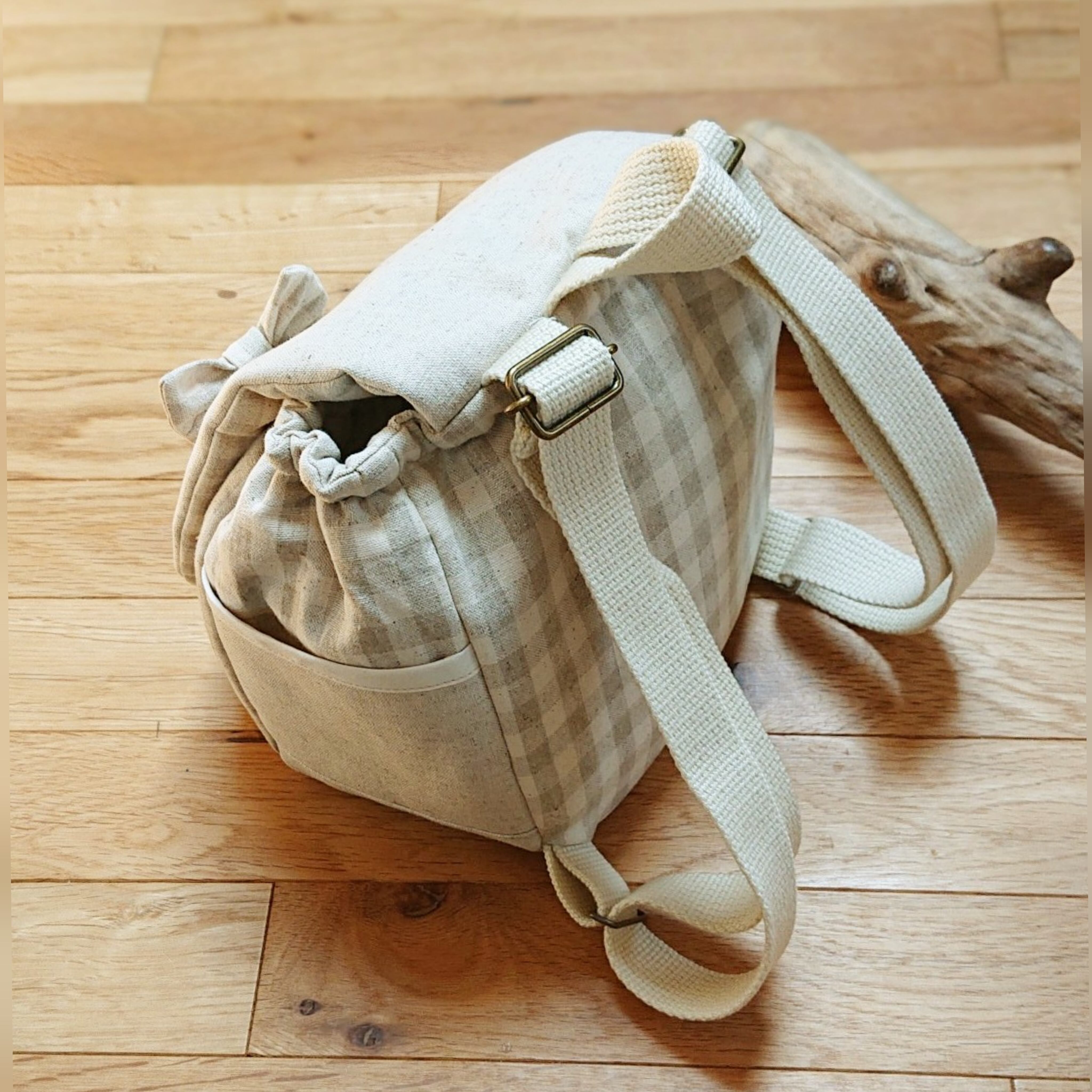 【お値下げ】ピンクハウス⭐︎クマ•クリスマス柄リュックカバン 白 ピンクハウス⭐︎クマ•クリスマス柄リュックカバン 白 PINK HOUSE