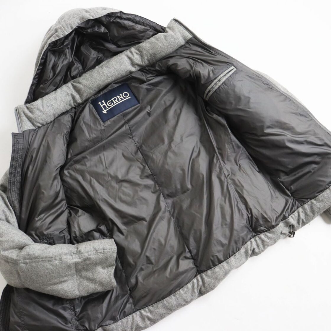 良品○HERNO ヘルノ カシミヤ×シルク ロロピアーナ社製RAIN SYSTEM使用  