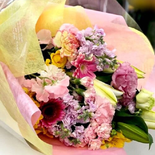 04 季節の花束 | 花助｜高槻のフラワーショップ 花助です