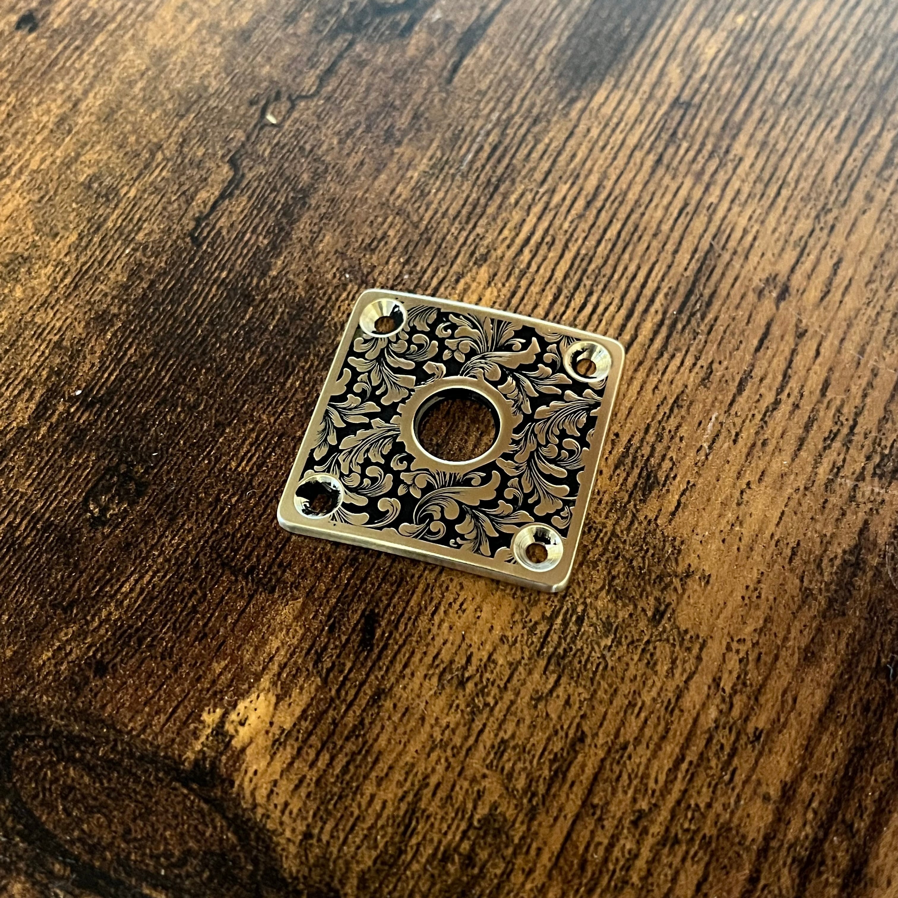 Euphoreal　ジャックプレート Engraving Brass Jackplate for PRS | Euphoreal Web Shop