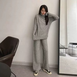 セットアップ トップス ボトムス パンツ ニットソー セーター ロング ロング丈 袖あり 長袖 ハイネック 襟なし 伸縮性 ニット 上下セット 2点セット ツーピース お得 かわいい 大人可愛い きれいめ 大人 上品 おしゃれ お洒落 大人女子 存在感 抜け感 無地 春 秋 冬 ロングシーズン 10代 20代 30代 レディース 女性用 ママ ママコーデ デート お出かけ 女子会 ランチ ショッピング 着回し 普段使い 重ね着 楽ちん モテ S M L XL 2XL ゆったり ゆる