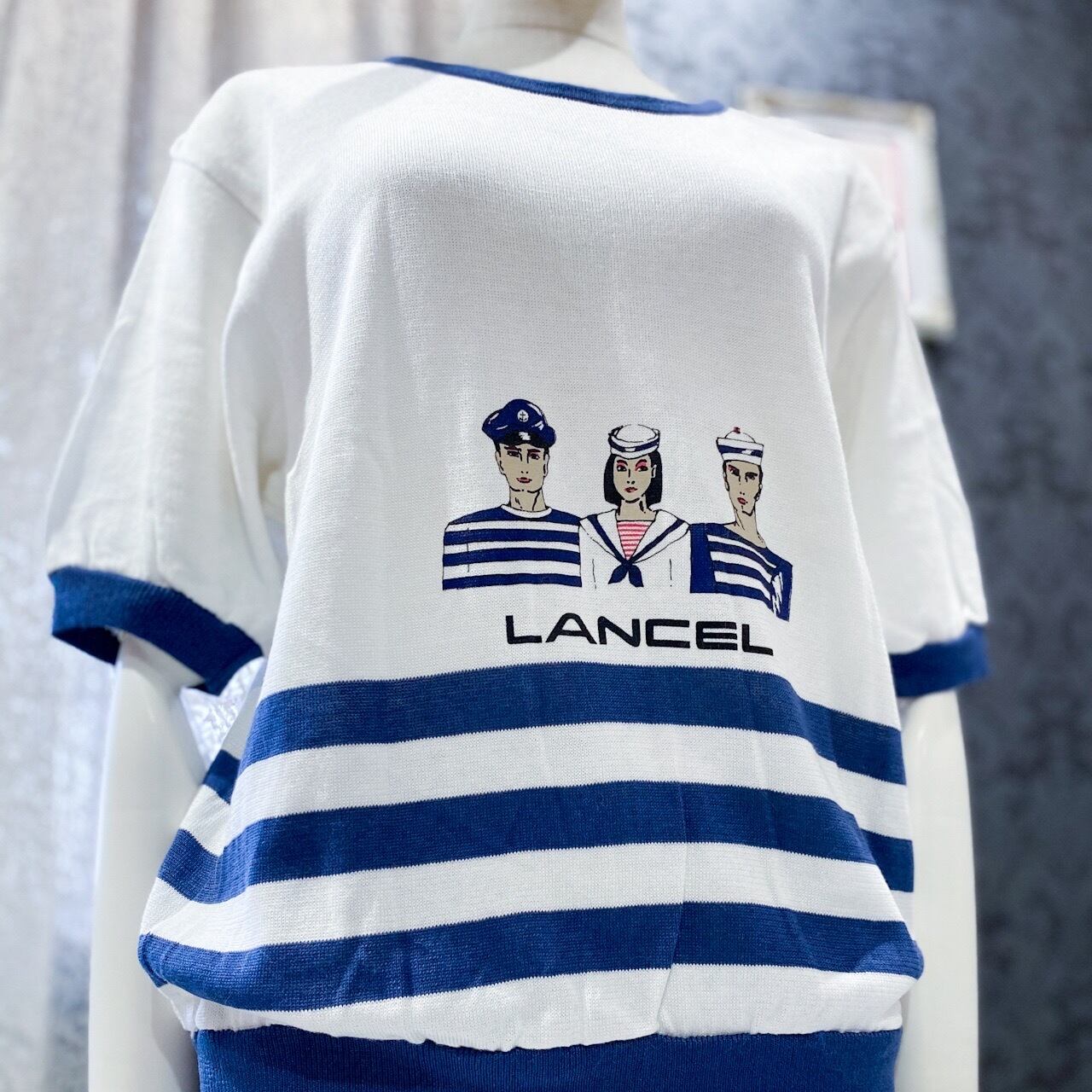 LANCEL　ランセル　刺繍デザイン　オーバーサイズ　　ホワイト