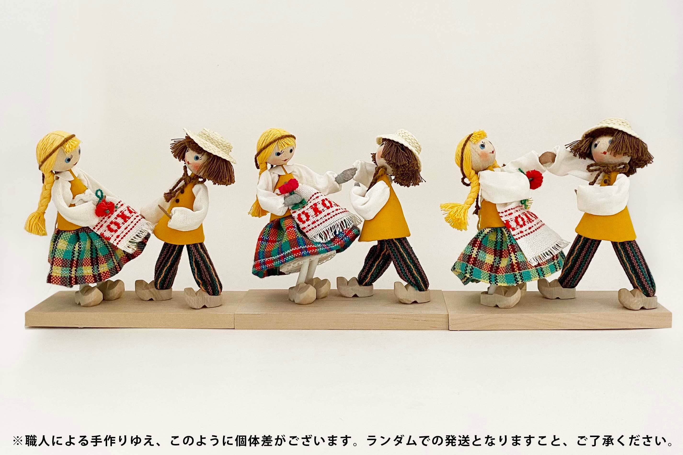 リトアニアの民族人形 ANDO製ヴィンテージ(ペア木ぐつ)