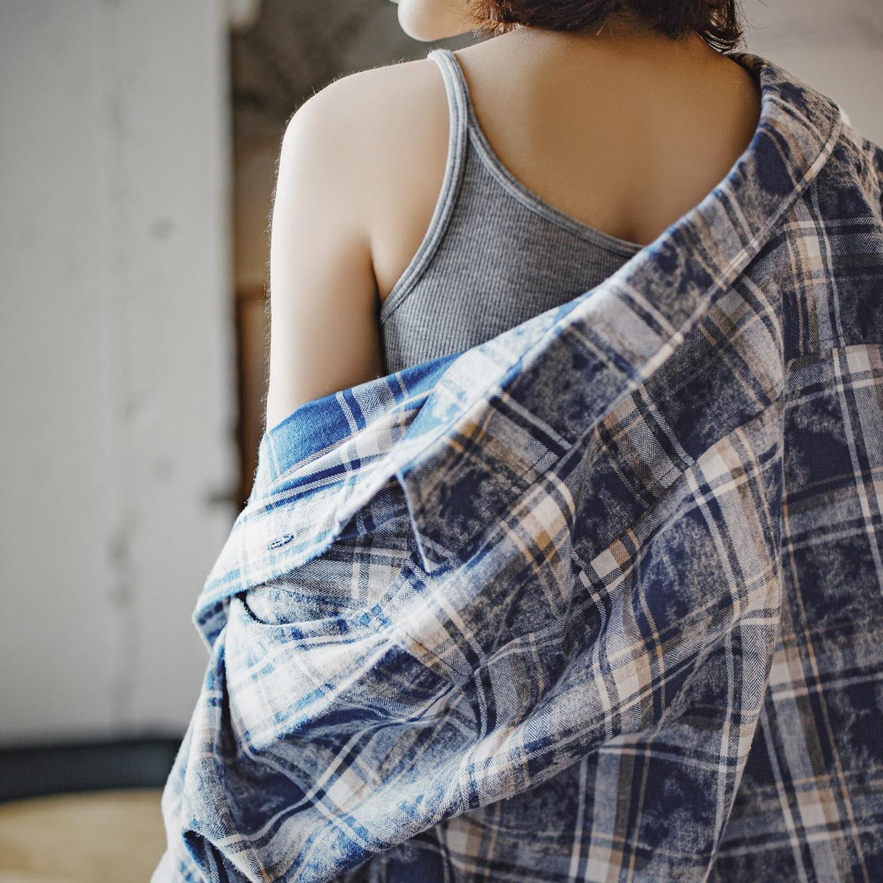 Flower Button Blue Plaid Shirt / フラワー ボタン ブルー チェック シャツ