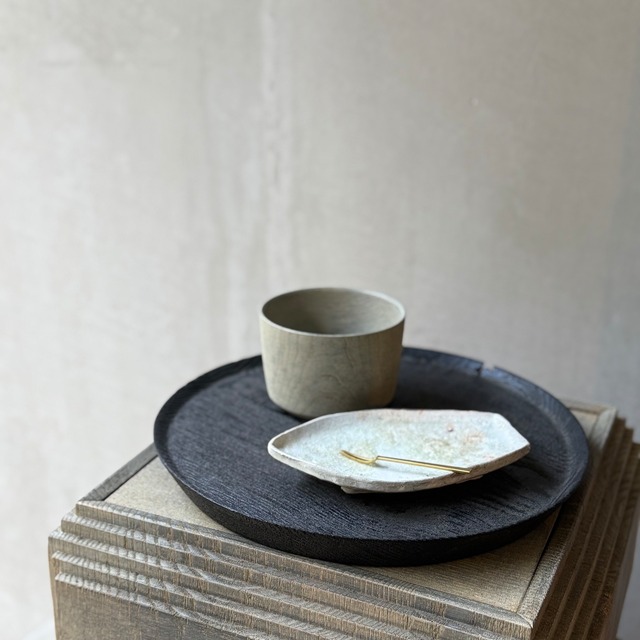 吉川仁   窯変粉引連弁皿