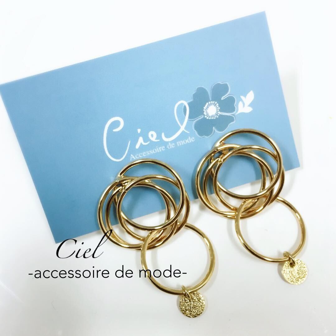 メタルランダムラウンドピアス