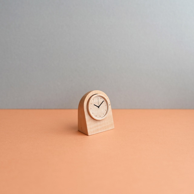 Maple wood tiny desk clock