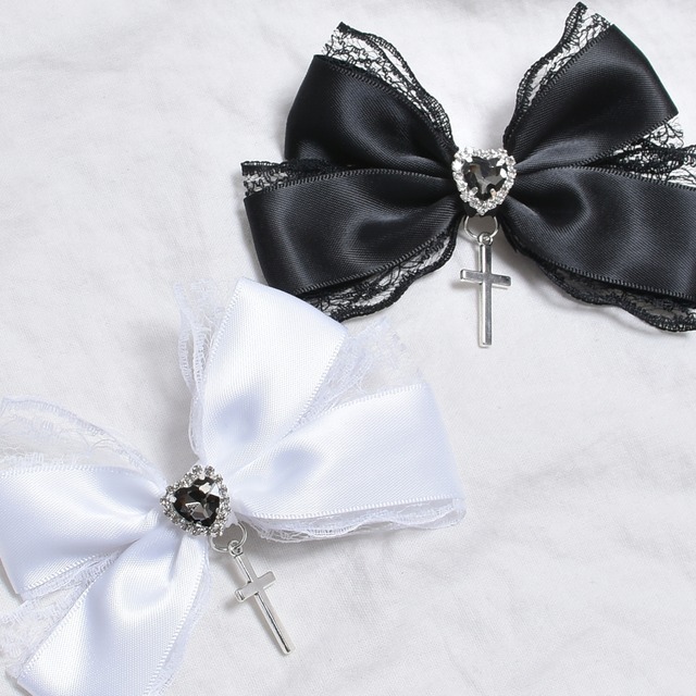 【2/25新着】ラインストーン★ハートクロスリボンヘアピン