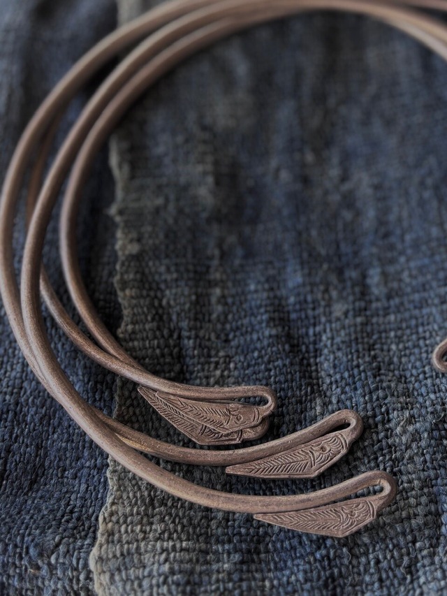 モン族 チョーカーネックレス アルミニウム 1本