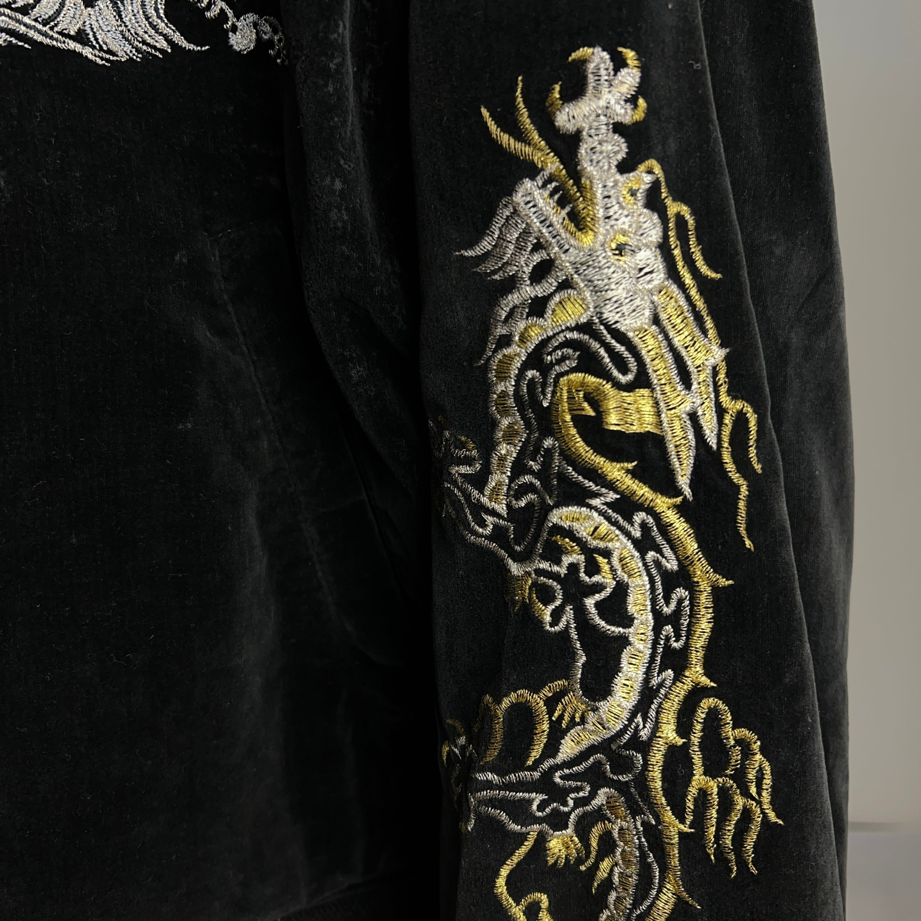 ☆ スカジャン 黒 鷹刺繍 オーバーサイズ(SUKAJAN BLACK VELVET ☆ スカジャン 黒 鷹刺繍 オーバーサイズ(SUKAJAN BLACK VELVET