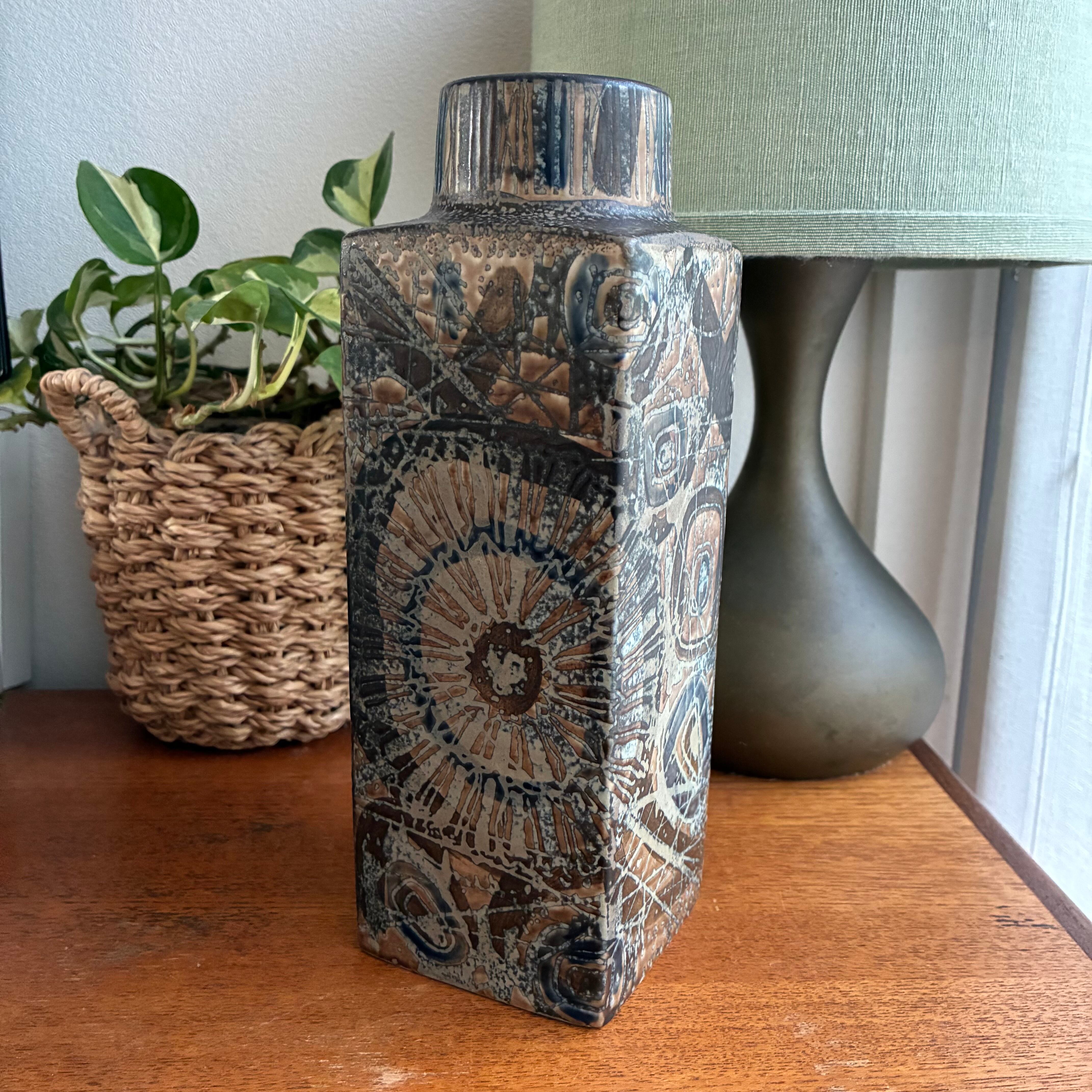 ロイヤルコペンハーゲン バッカ　スクエア　フラワーベース Royal Copenhagen / ロイヤルコペンハーゲン BACA /バッカ スク