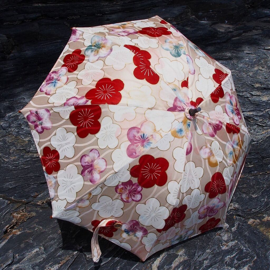 着物リメイク日傘＊梅の柄の小紋から作った日傘, Kimono upcycling