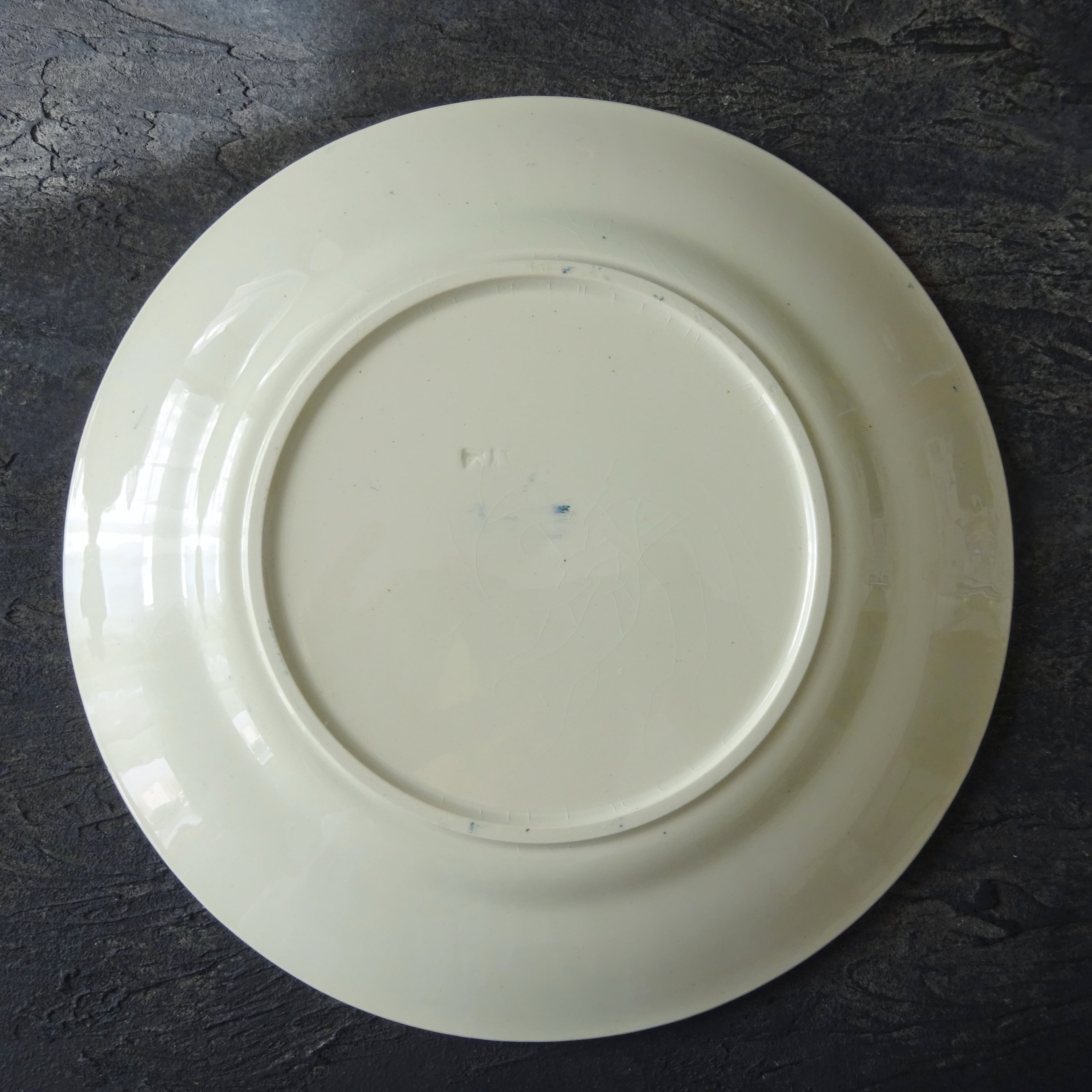 BFK Boch Frères Keramis  modèle《MADELAINE》assiette plate (C)