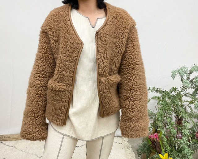 CAMEL SILK BOA SHORT JACKET【CAMEL】