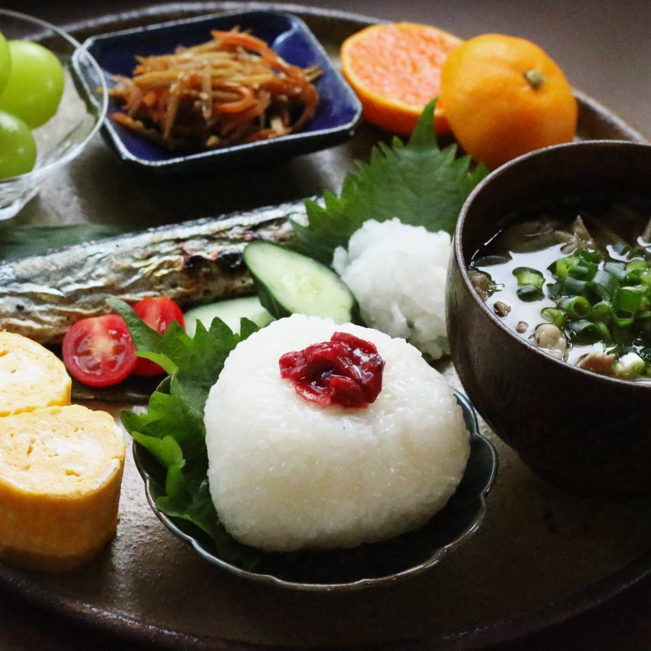 【R7年度】農家直送 新潟県弥彦村産 雪国コシヒカリ 白米10kg 贈り物に◎ ご家庭用に◎