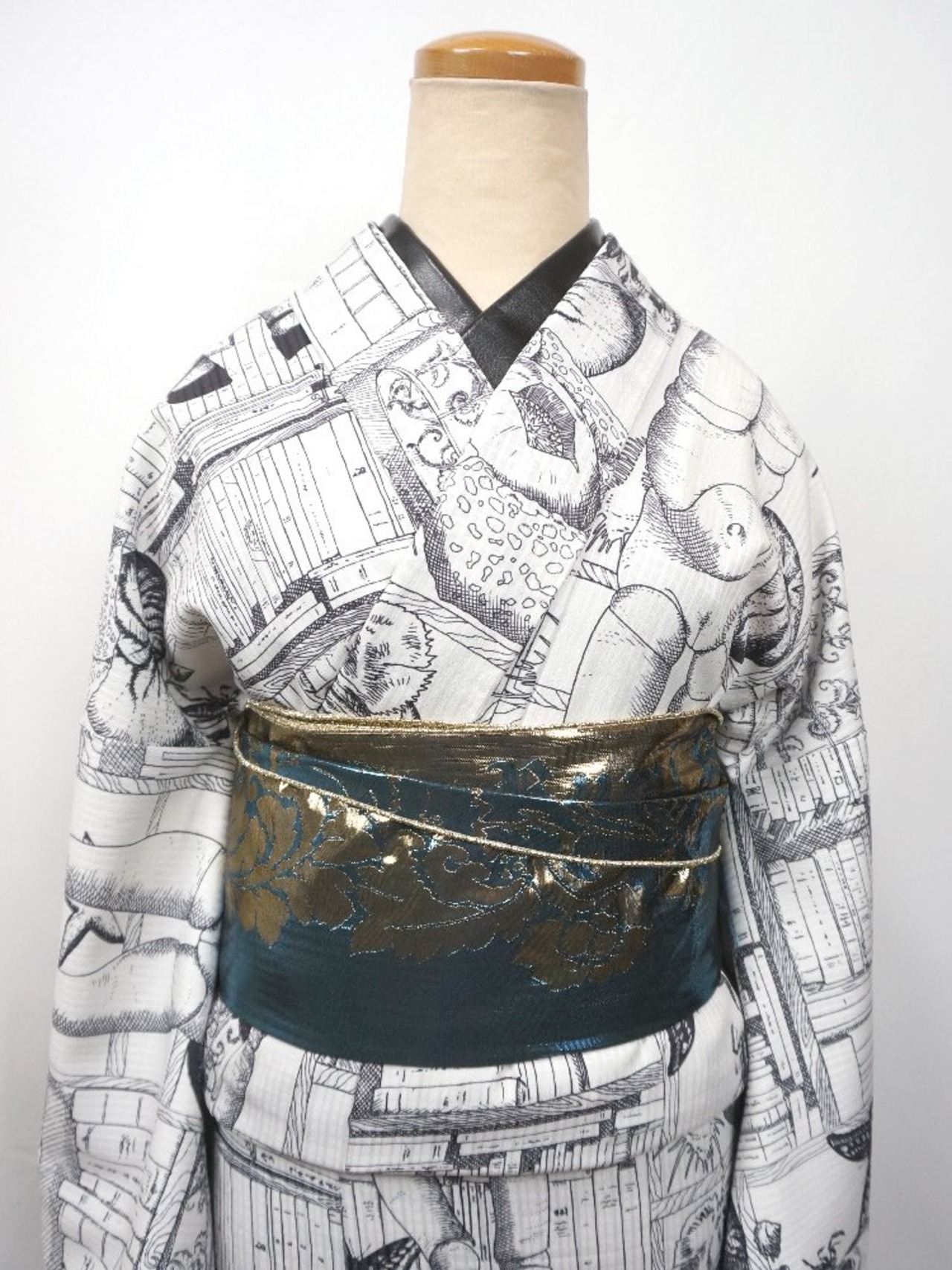 【受注商品】Rumi Rockきもの「ドラコニアサロン」ミルキーホワイト　[A558]