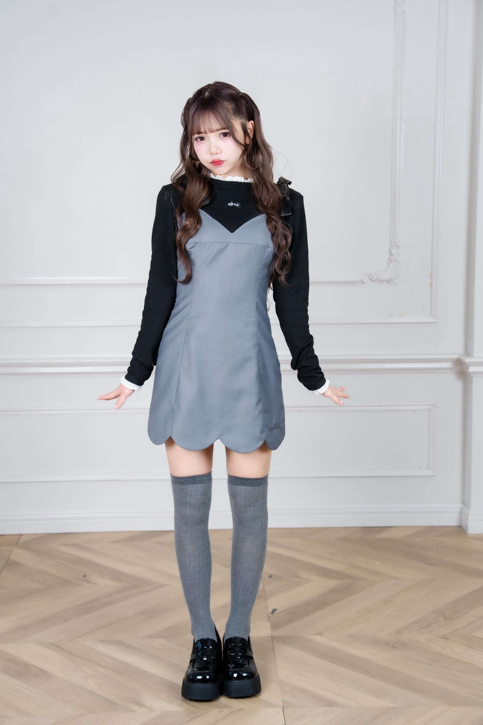 Charming Ribbon Scallop Dress