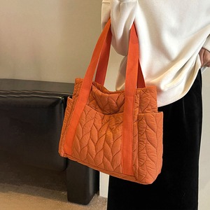 キルティング トートバッグ レディース 秋冬 韓国 大容量 バッグ 大人 かわいい おしゃれ 通勤 通学 カジュアル シンプル 軽量 大人可愛い 大人女子