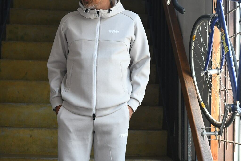 TFW49 CARDBOARD MATERIAL FULL ZIP HOODIE (T102520030) | satisfaction