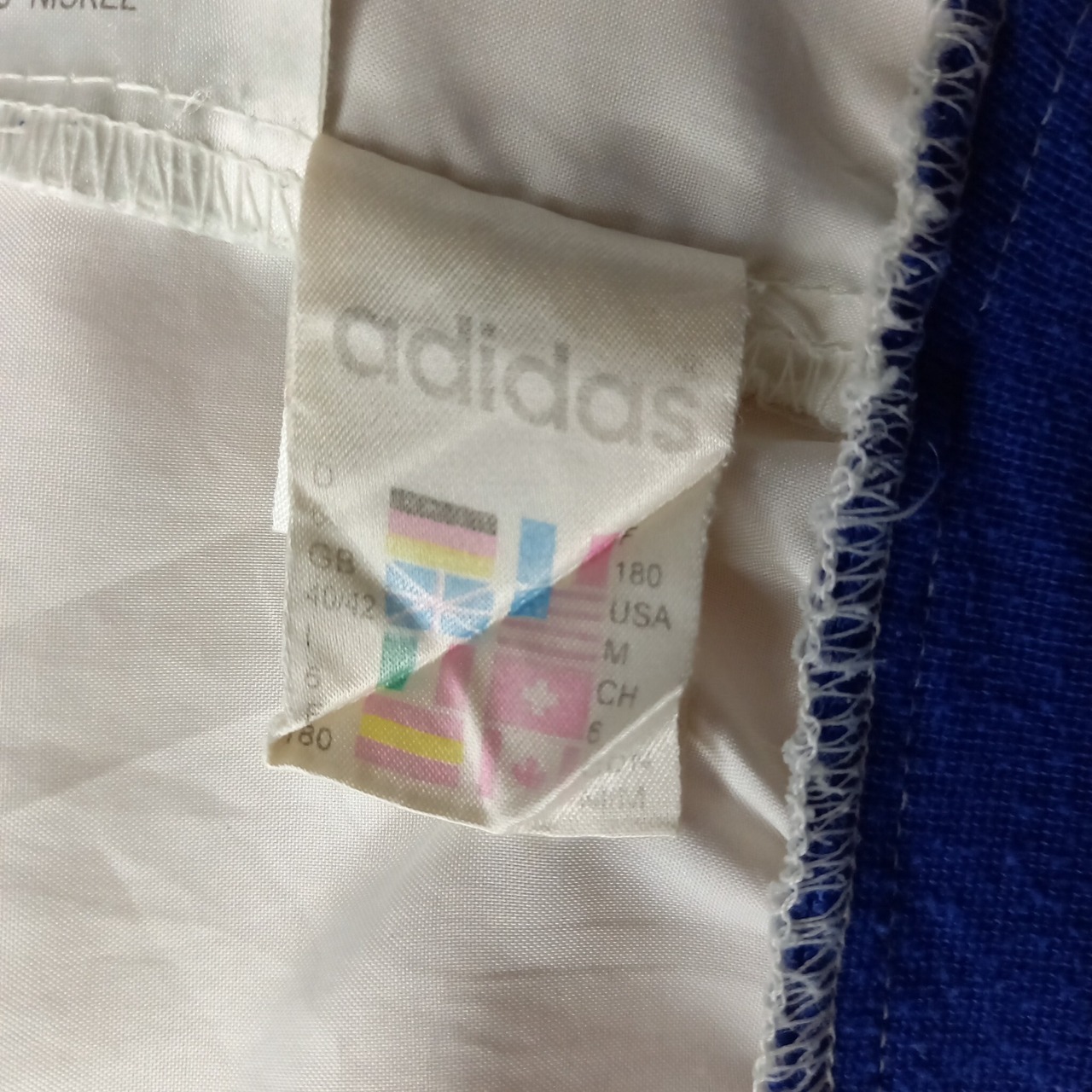 90s　アディダス　ナイロンジャケット　ボマー　ノーカラー　刺繍　トリコカラー