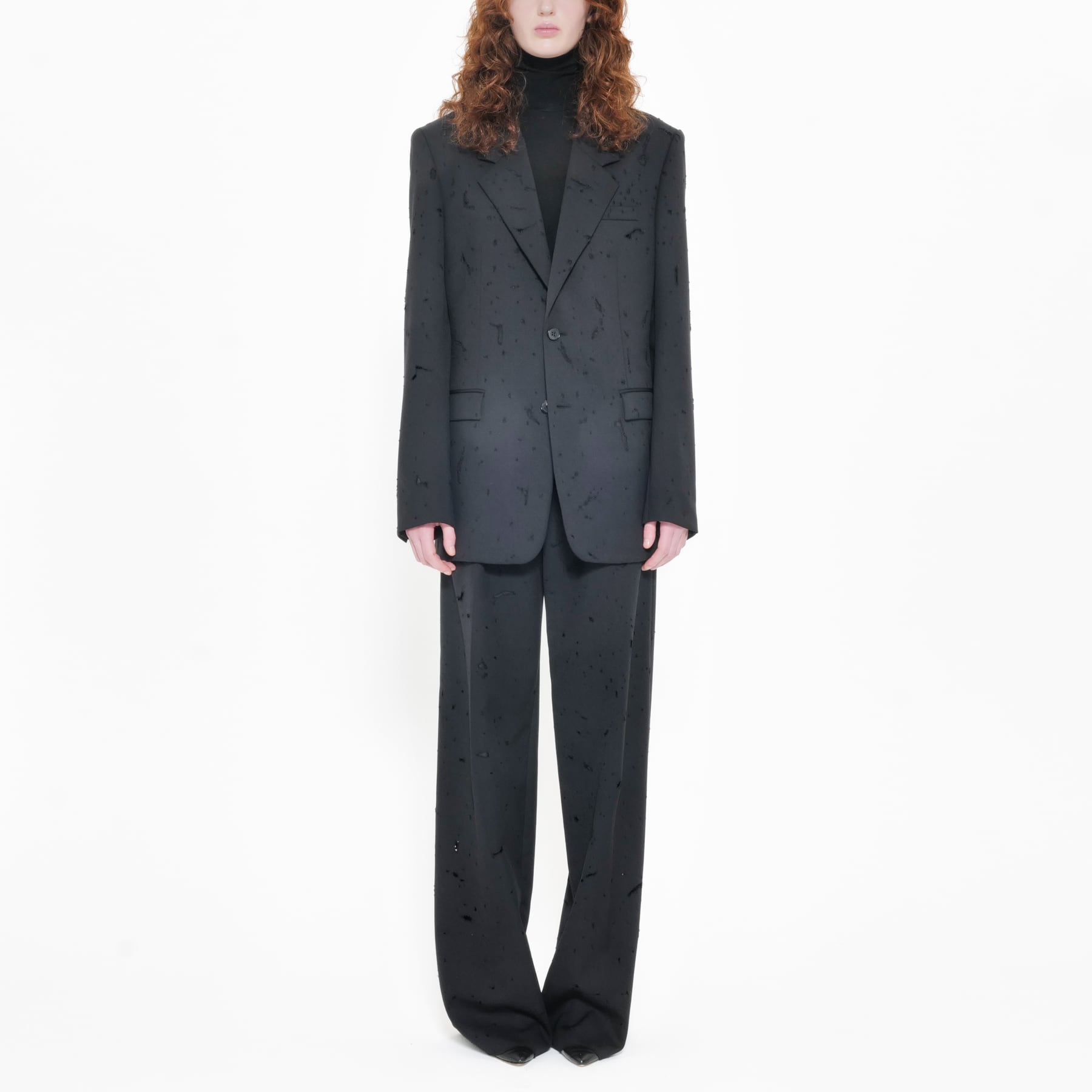 Pre-order | DRESSEDUNDRESSED