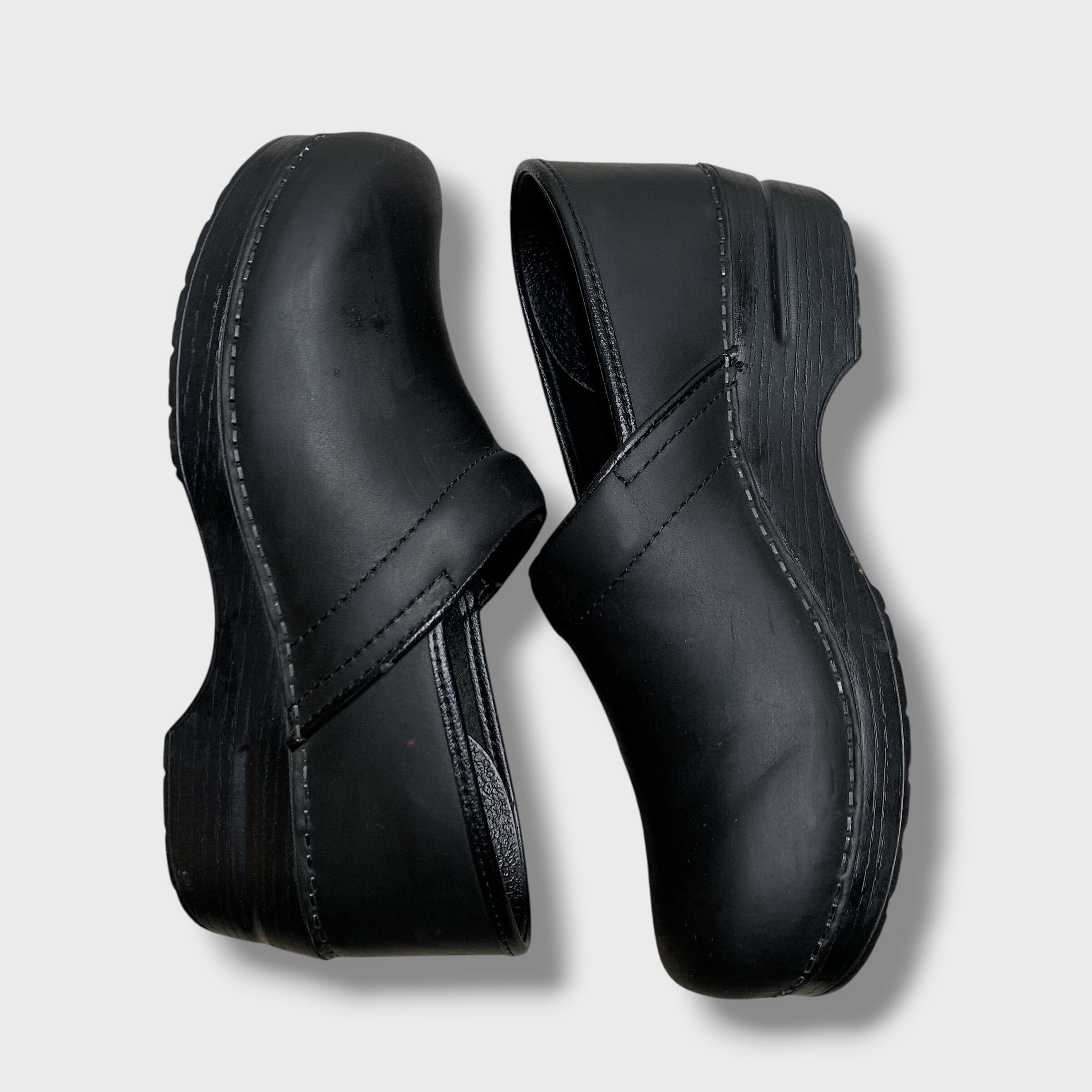 dansko☆ダンスコ☆プロフェッショナル☆クロッグサンダル☆黒☆25〜25.5 dansko ダンスコ プロフェッショナル クロッグサンダル 黒 25〜25.5