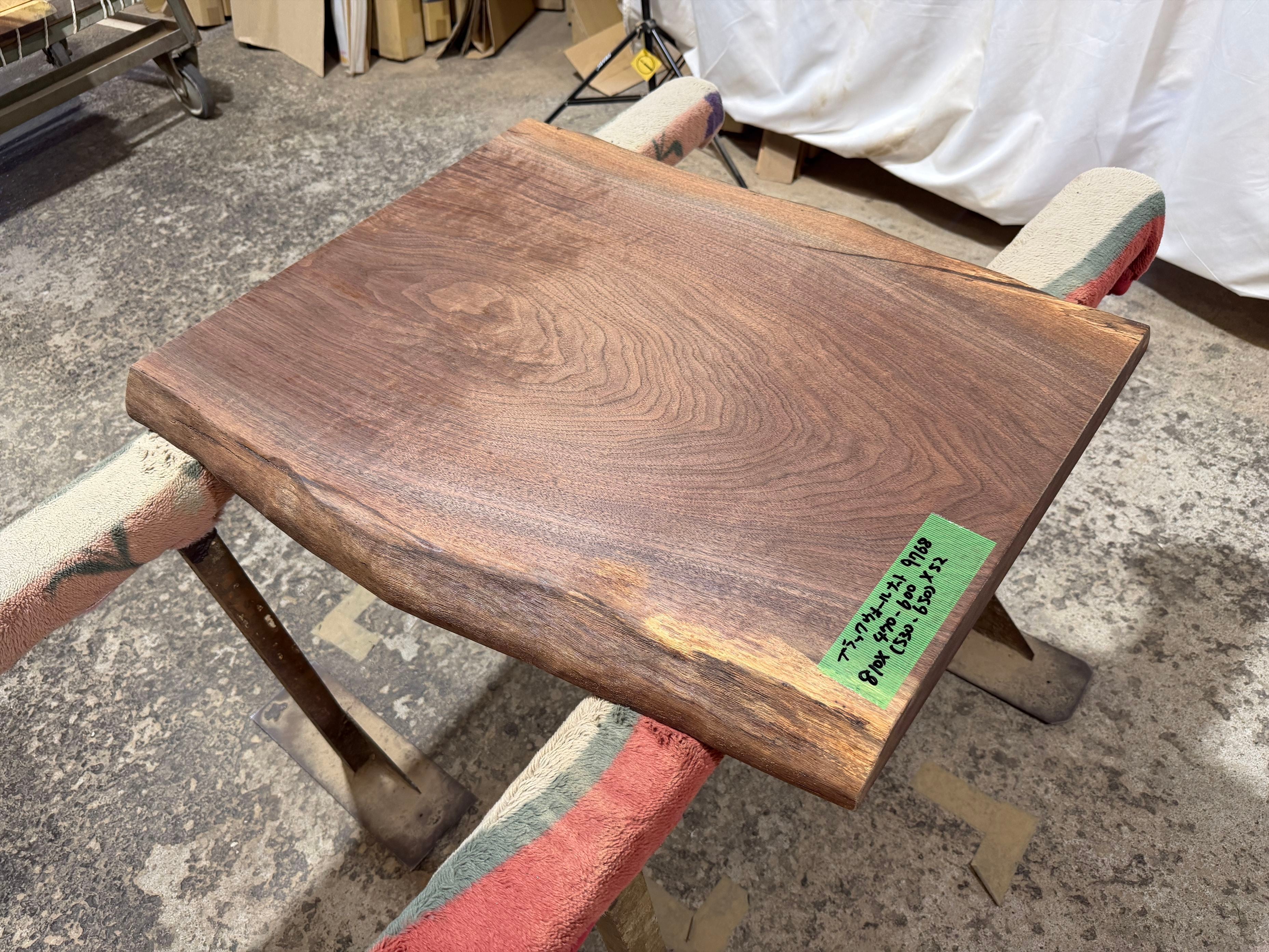 ブラックウォールナット9768 一枚板無垢 乾燥材 810x470-600x52mm カウンター ローテーブル センターテーブル テーブル