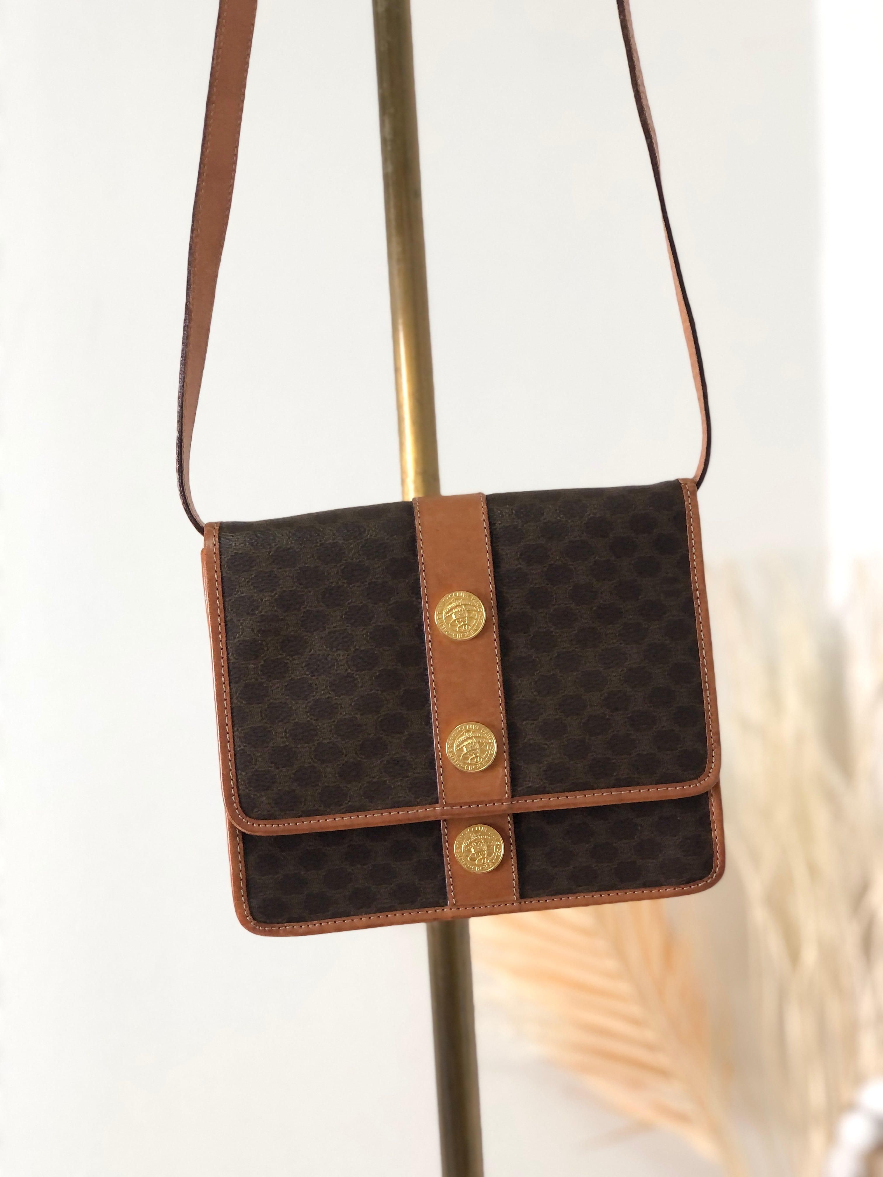 CELINE セリーヌ マカダム メダルモチーフ レザー ショルダーバッグ 