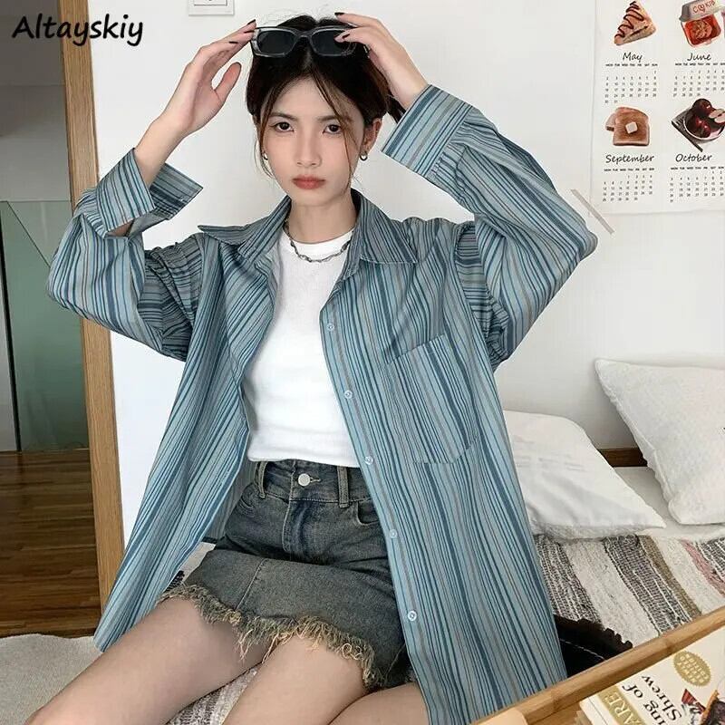 【新作】【送料無料】 ストライプシャツ女性ルーズヴィンテージオールマッチ韓国スタイルファッションユニセックスシックな新しい気質カジュアル原宿クラシックイン春 0390988139380