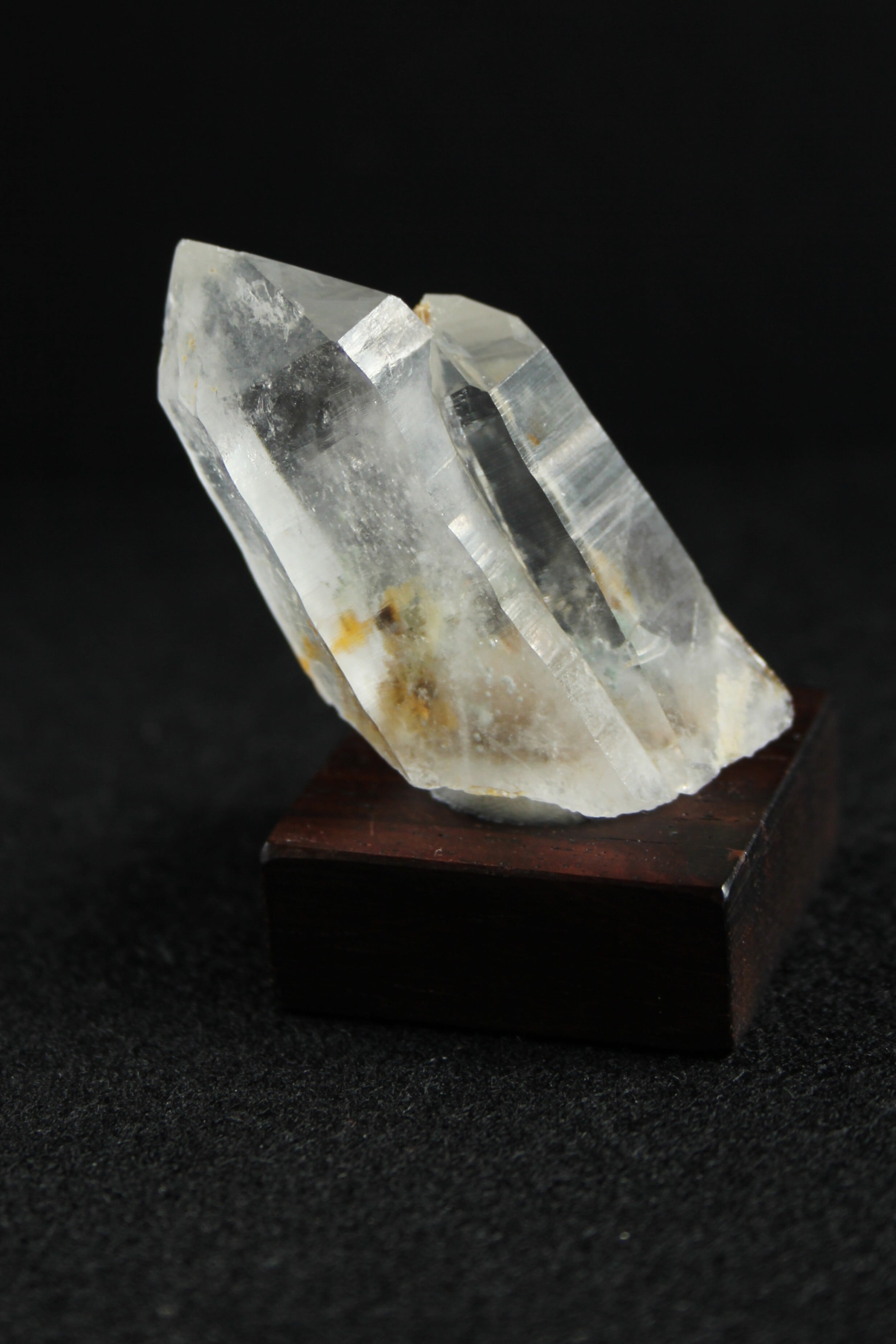 【342001】大分クリスタルまりも ローズウッドベース小