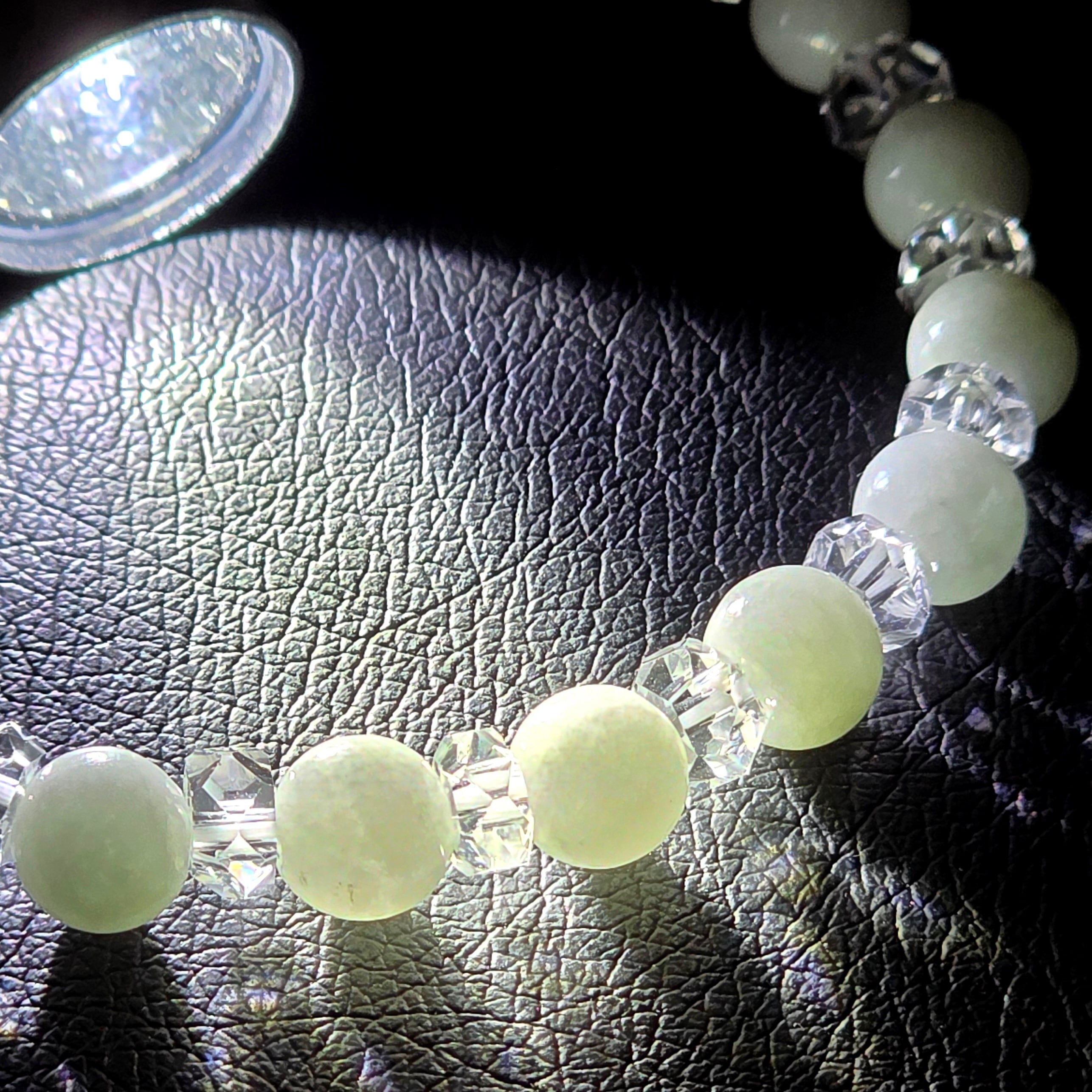 6㍉玉 ｻｲｽﾞ15 ~15.5cm 糸魚川翡翠ブレスレット BBR0388 | 糸魚川翡翠