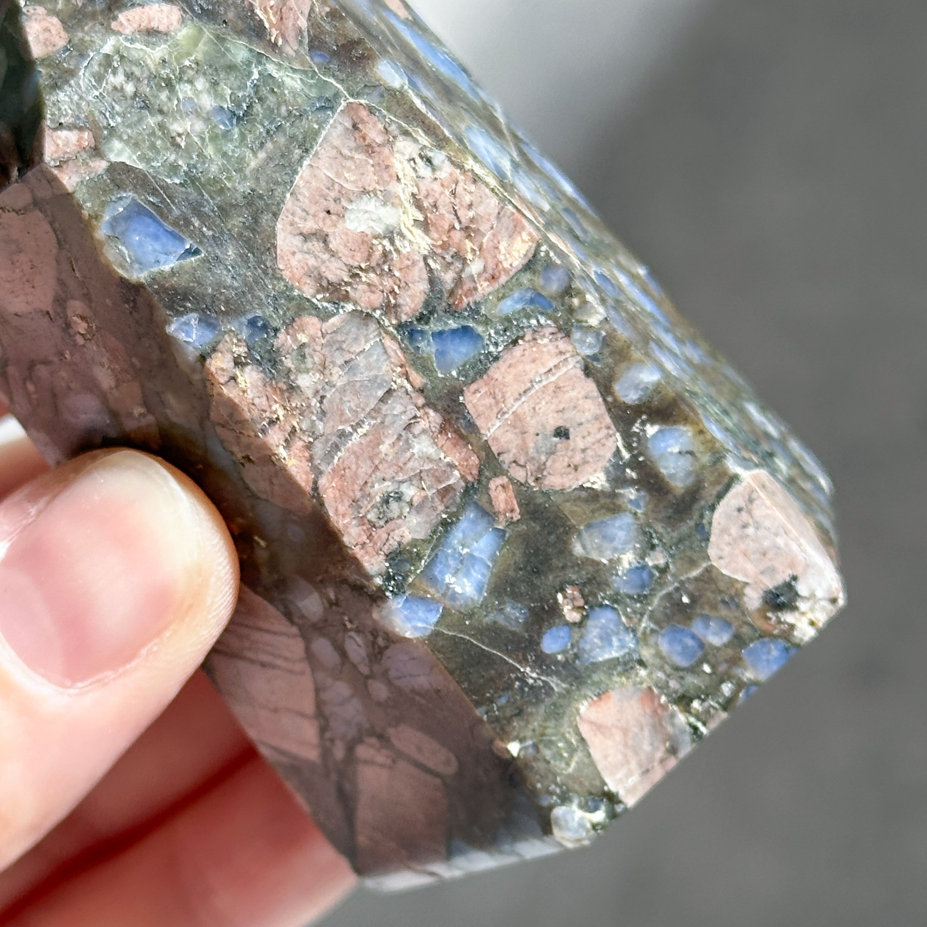 ケセラストーン タワー33◇Que Sera Stone◇天然石・鉱物