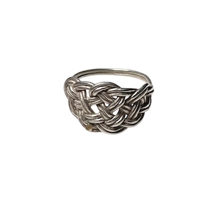 vintage silver celtic knot ring